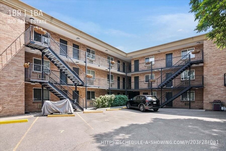 150 S Clarkson St #203 - Photo 7 of 29