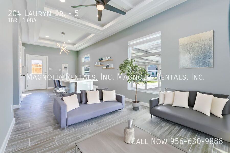 204 Lauryn Dr #5 - Photo 2 of 12