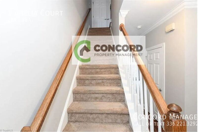 1 Abelia Ct - Photo 7 of 13