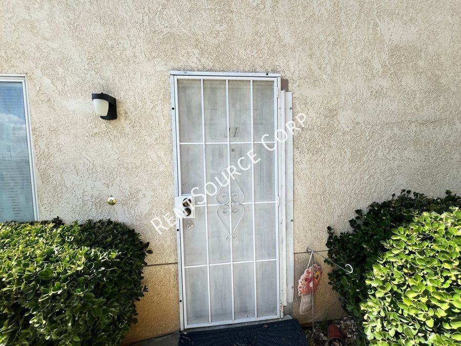 2910 B St #11 - Photo 3 of 11