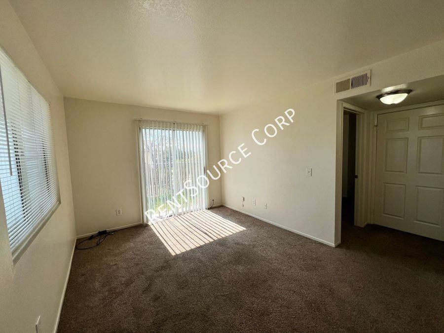 2910 B St #11 - Photo 4 of 11