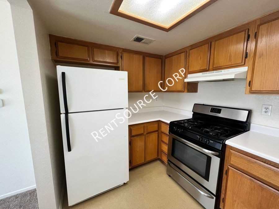 2910 B St #11 - Photo 7 of 11