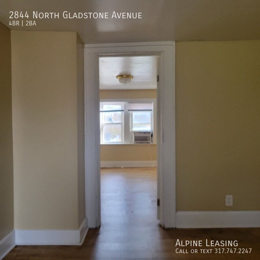 2844 North Gladstone Avenue - Photo 7 of 8