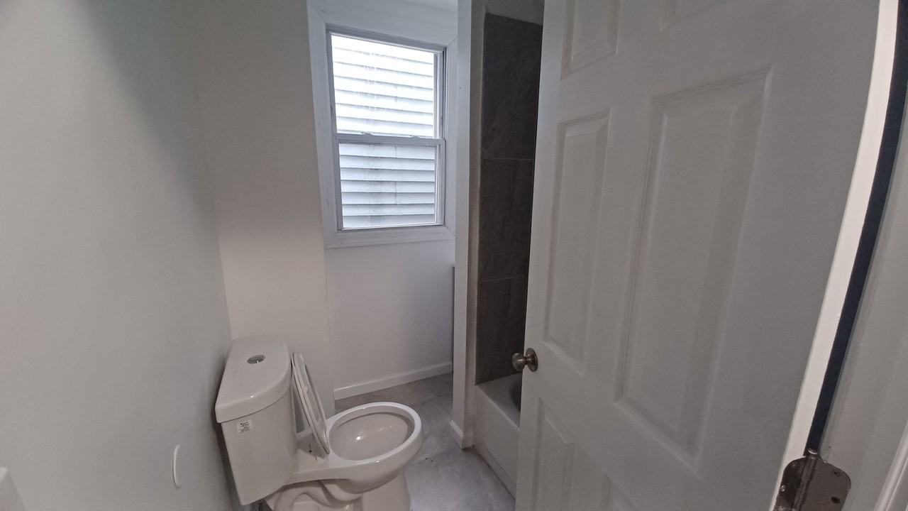 800 McFall Avenue - Photo 2 of 3