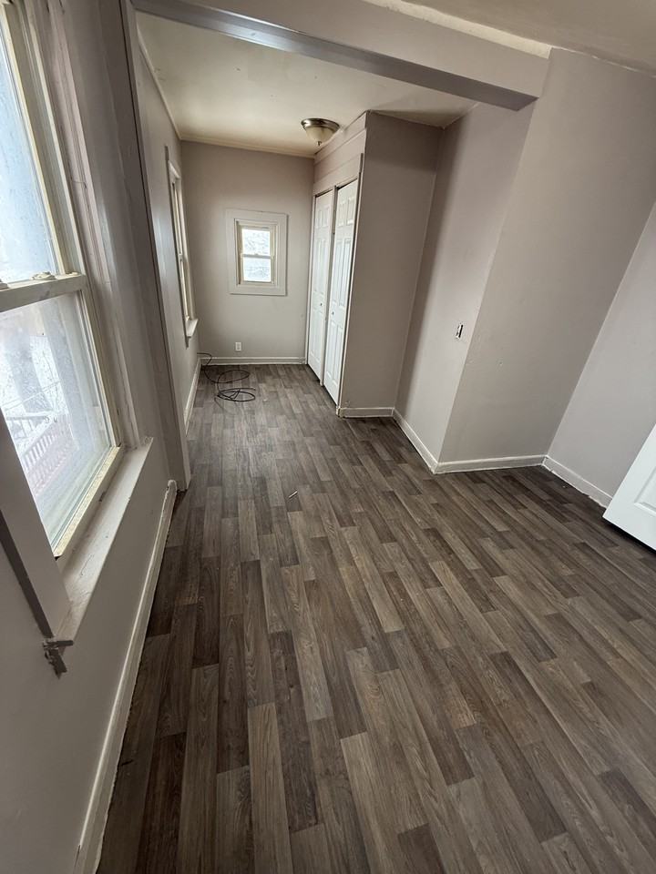 239 Hamilton St #4 - Photo 2 of 11