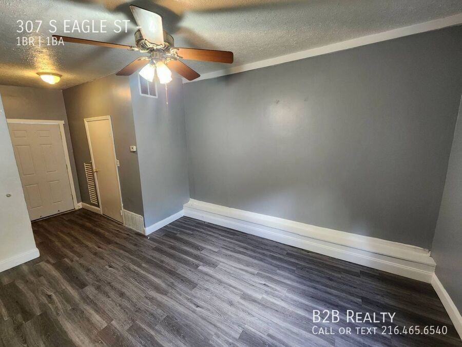 307 S Eagle St #4 - Photo 2 of 16