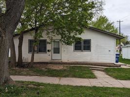 featured image of 839 Division St #839