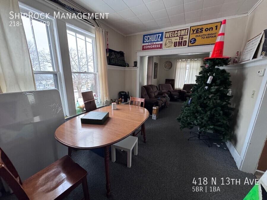 418 N 13th Ave E - Photo 5 of 15