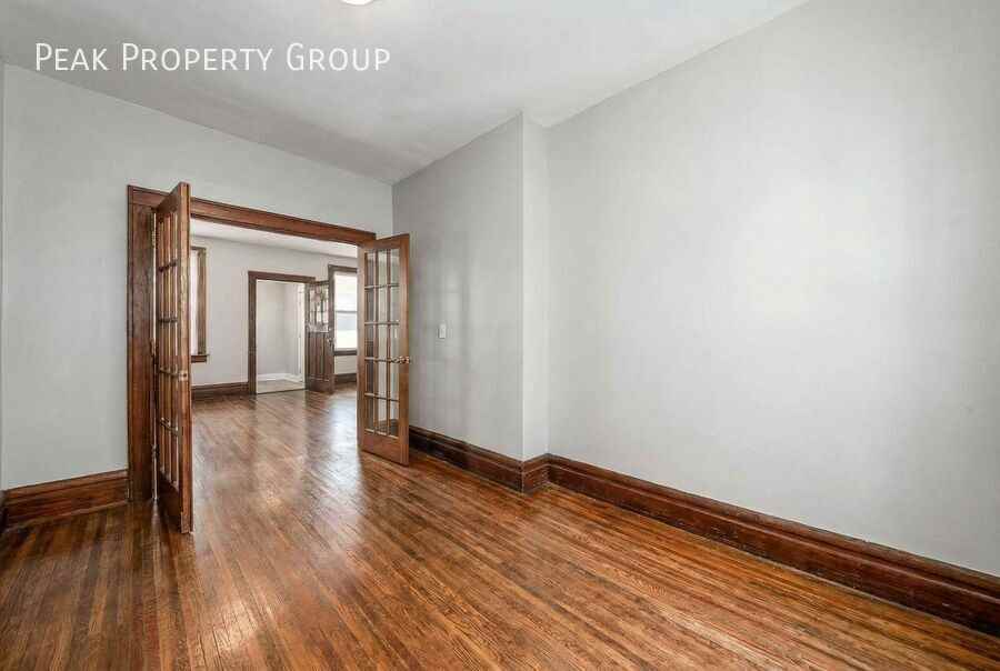 396 East Northwood Avenue - Photo 5 of 17