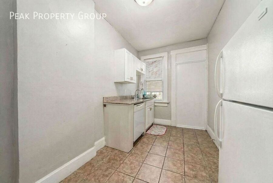 396 East Northwood Avenue - Photo 7 of 17