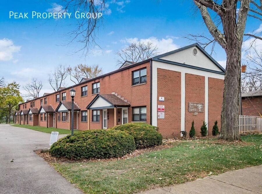 85 Illinois Ave #C - Photo 2 of 25