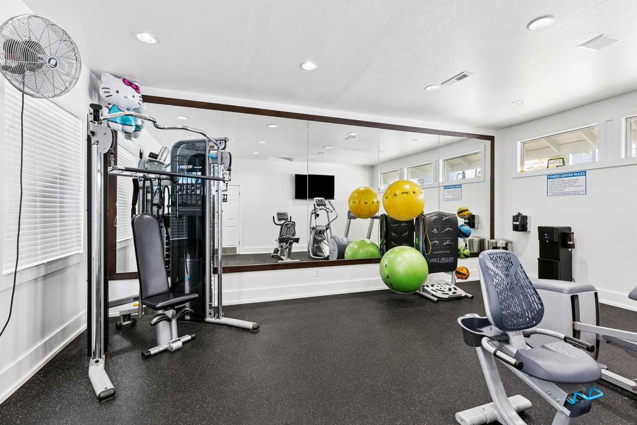 Nickel Creek - Photo 5 of 35