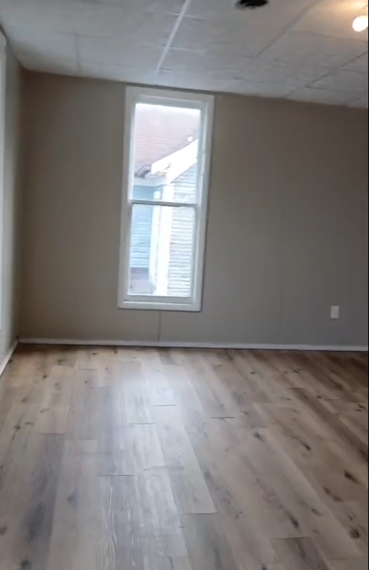 155 Richmond Avenue - Photo 2 of 4