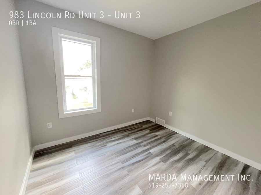 983 Lincoln Rd Unit 3 #3 - Photo 2 of 21