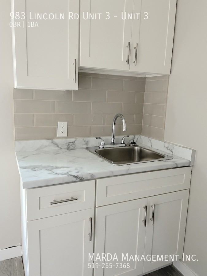 983 Lincoln Rd Unit 3 #3 - Photo 6 of 21