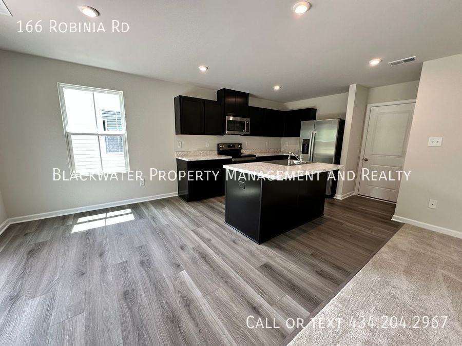 166 Robinia Rd - Photo 4 of 23