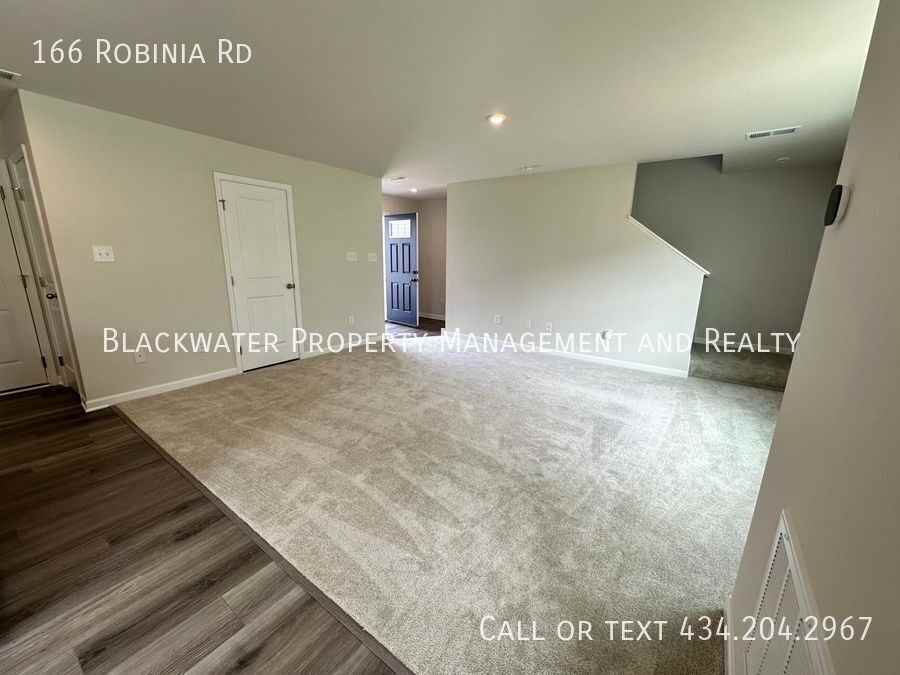 166 Robinia Rd - Photo 5 of 23