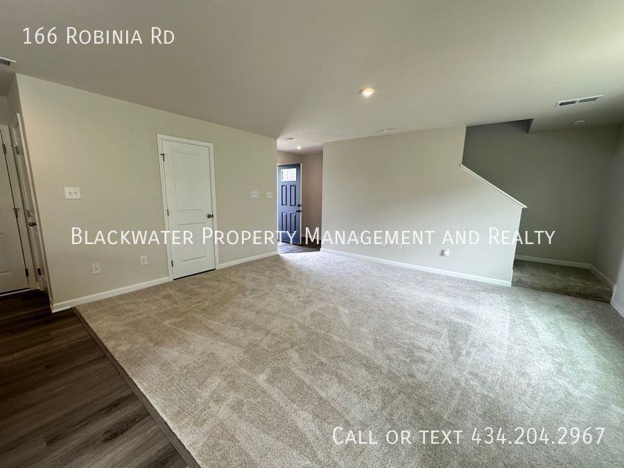 166 Robinia Rd - Photo 6 of 23