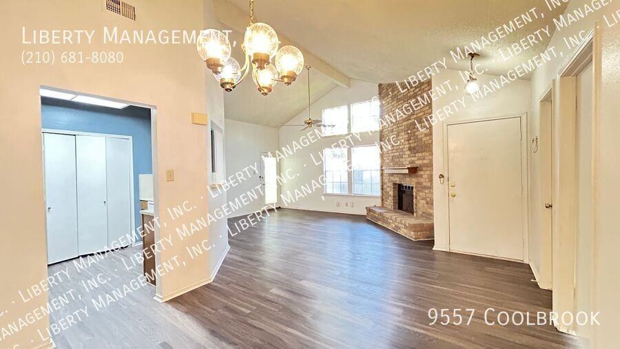 9557 Coolbrook - Photo 7 of 30