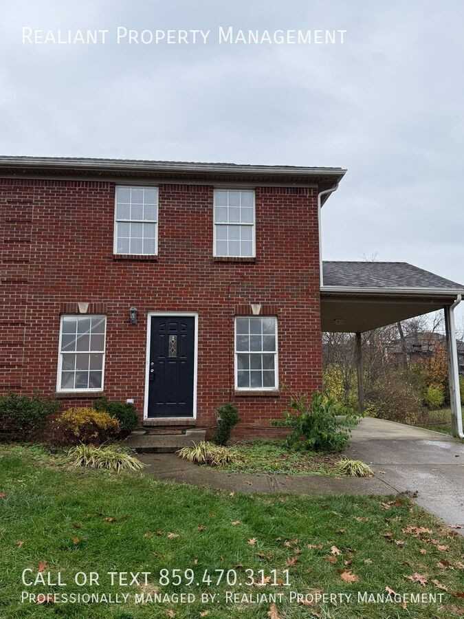 223 Tan Bark Dr - Photo 2 of 17