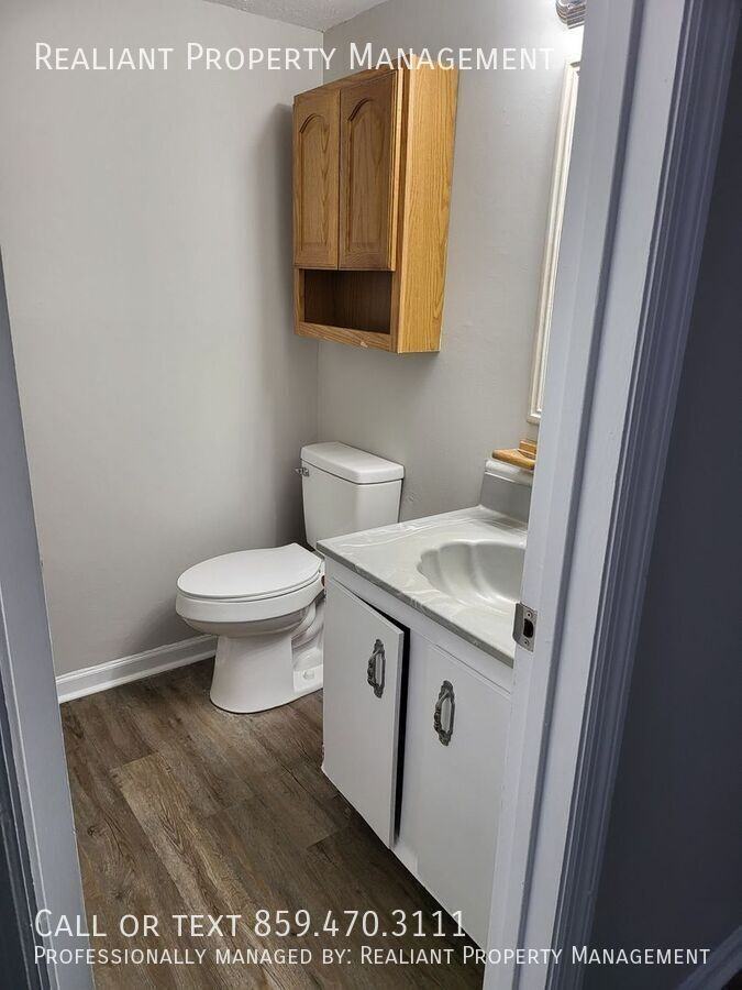 3107 Glenridge Cir - Photo 3 of 15