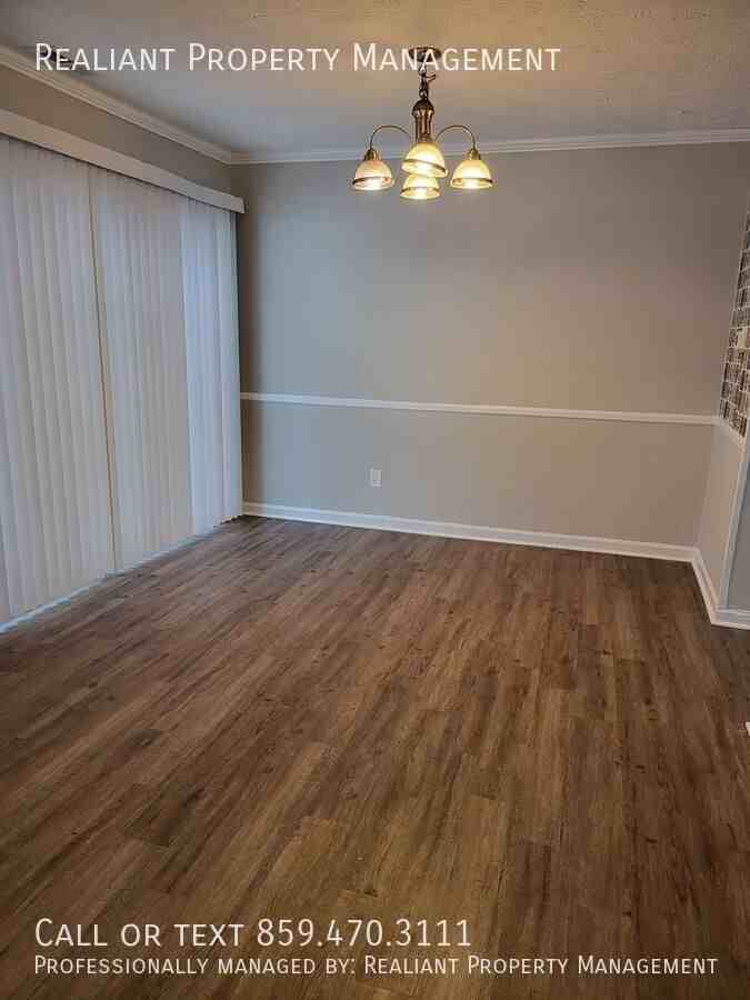 3107 Glenridge Cir - Photo 5 of 15