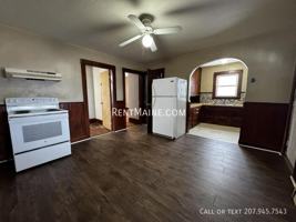 featured image of 172 College Avenue #4