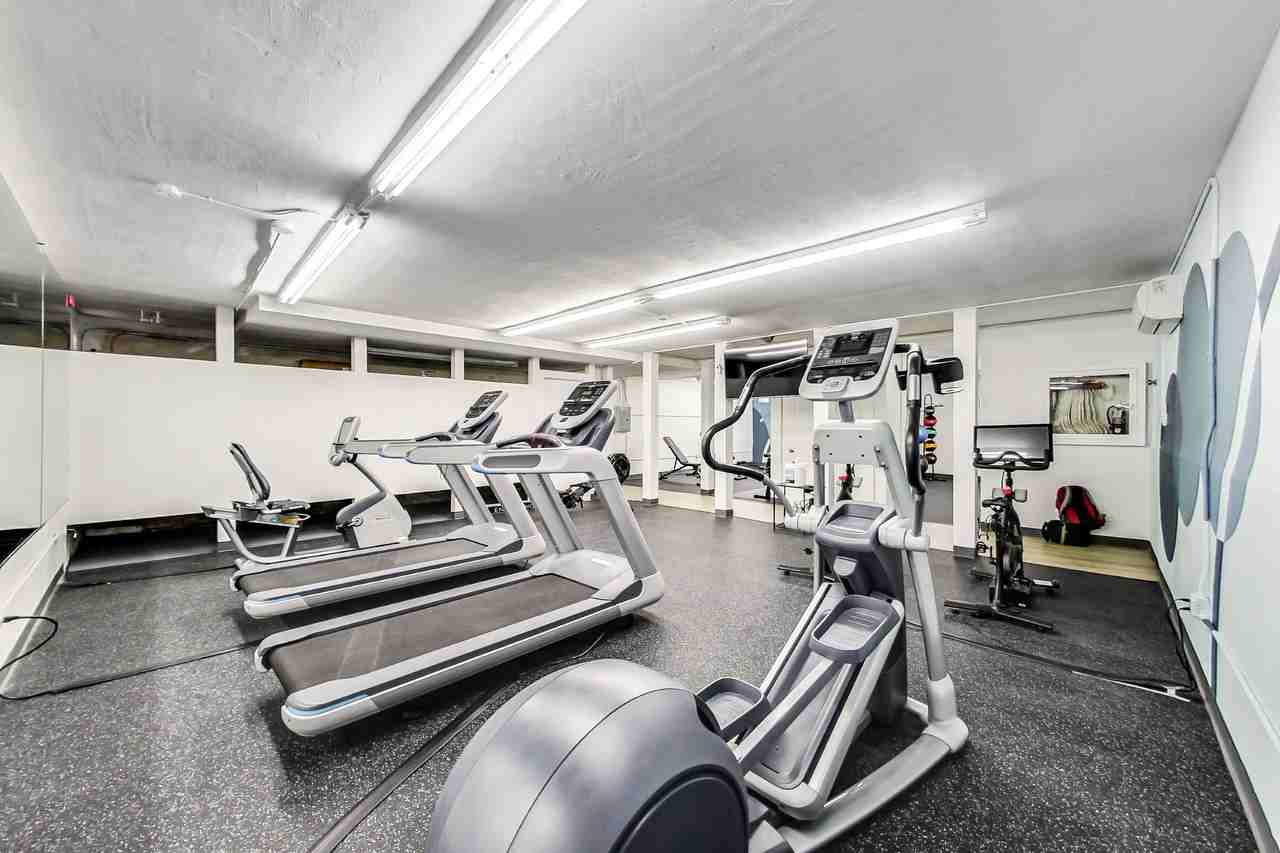 ArtHaus Oakbrook - Photo 7 of 27