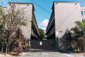 featured image of 2000 Linden St