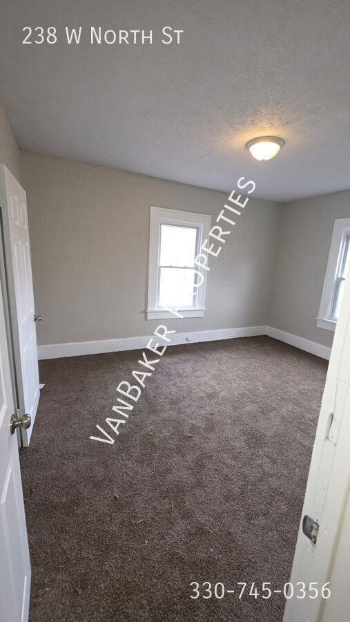 238 W North St - Photo 7 of 20