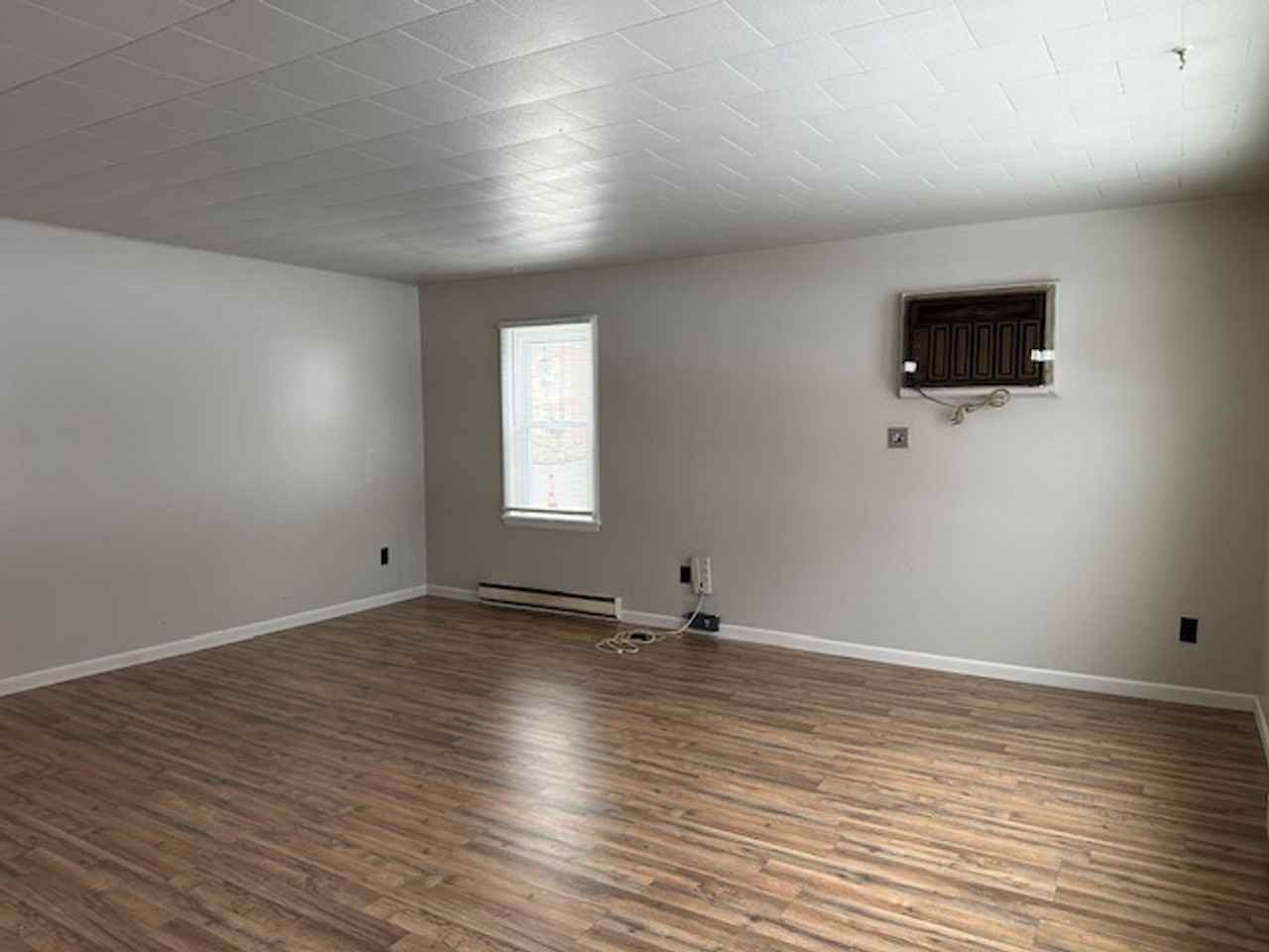 17 Clark Street #1stFL - Photo 3 of 11