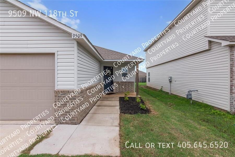 9509 Northwest 118th Street - Photo 3 of 34