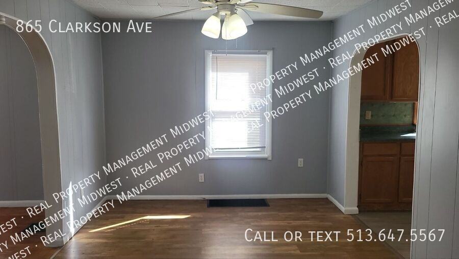 865 Clarkson Ave - Photo 6 of 17