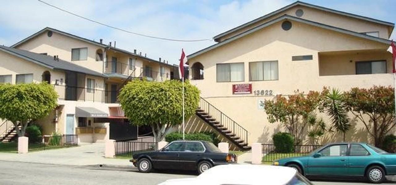 13616-22 Kornblum Ave. - Photo 2 of 13