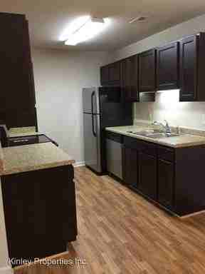 Sharon Oaks Apartments - Photo 3 of 23