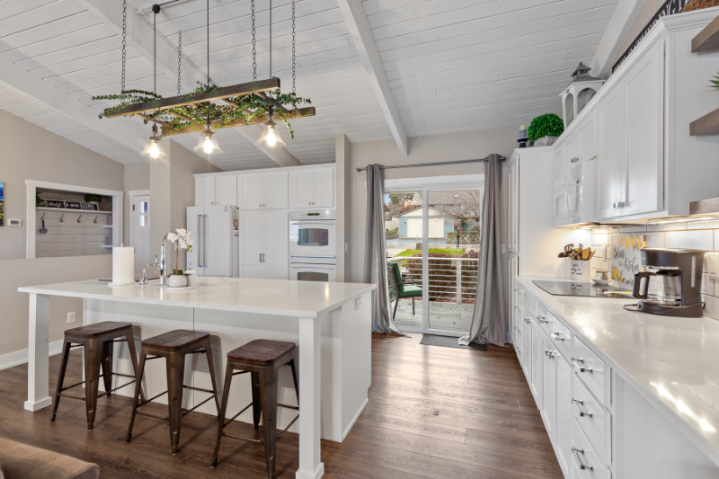 23608 E 2nd Ave - Photo 6 of 24