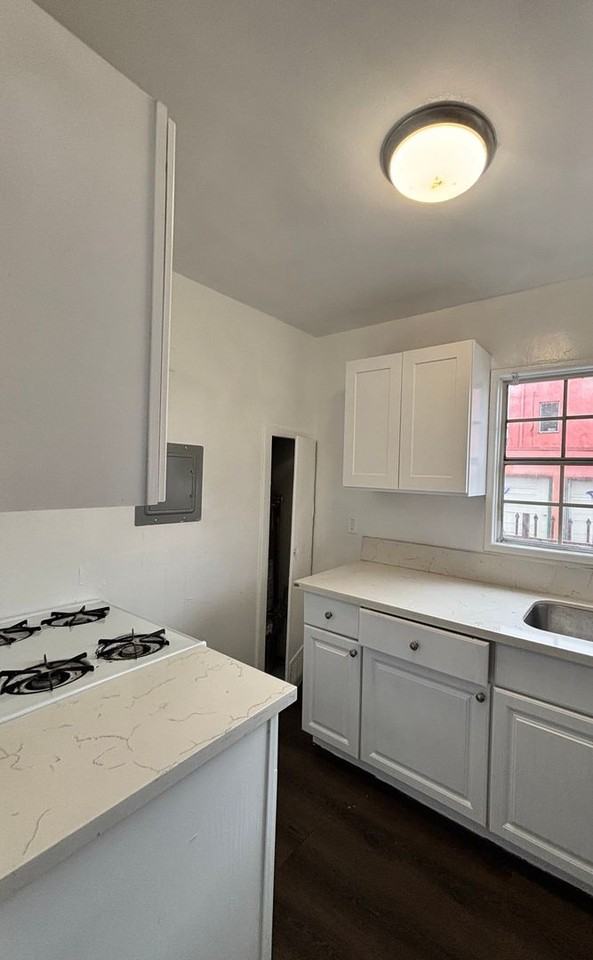 2520 Folsom Street - Photo 6 of 8