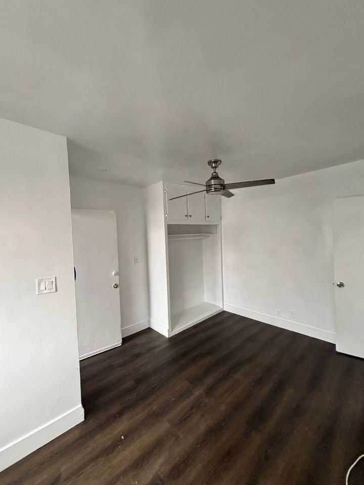 2520 Folsom Street - Photo 7 of 8