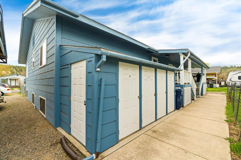 604 Michigan Ave #1 - Photo 2 of 6