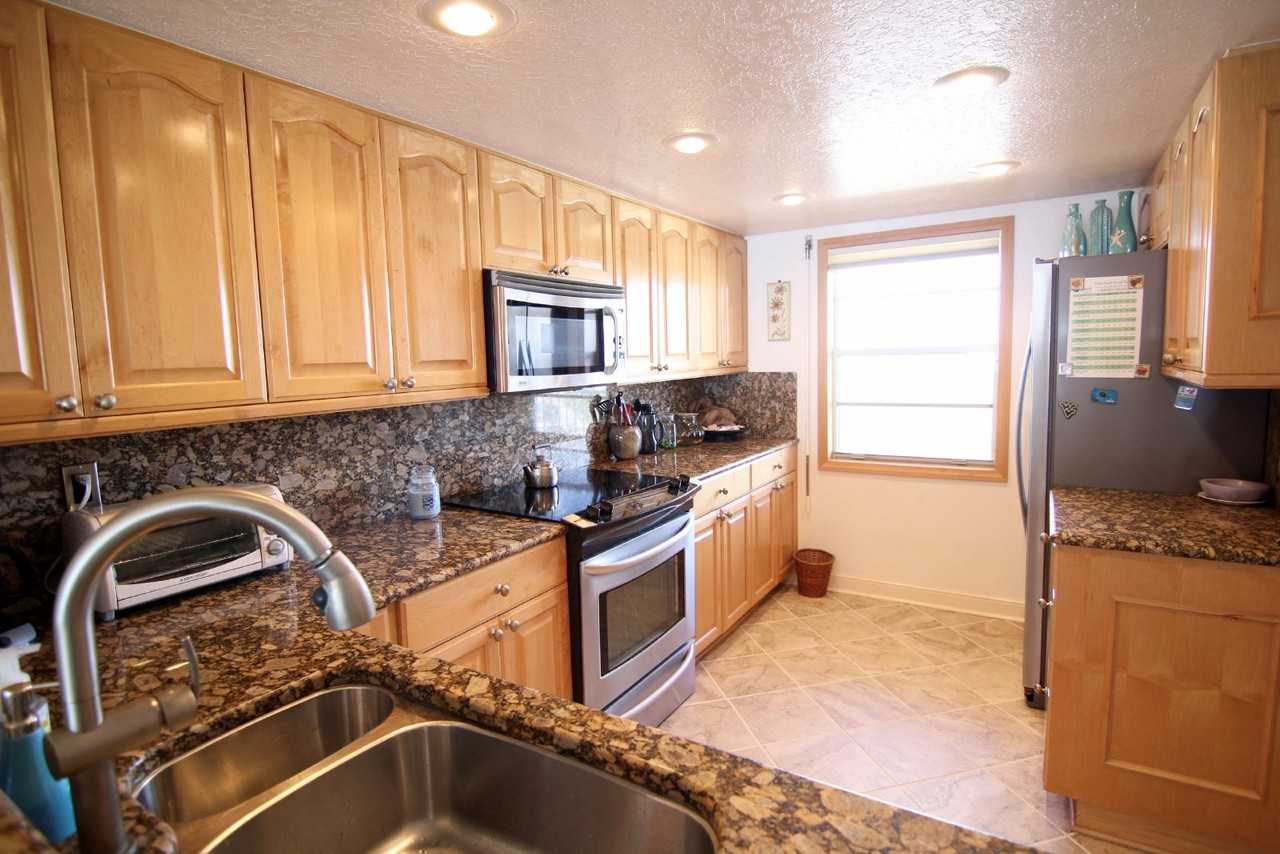1095 N Highway A1a Apt 605 - Photo 7 of 45
