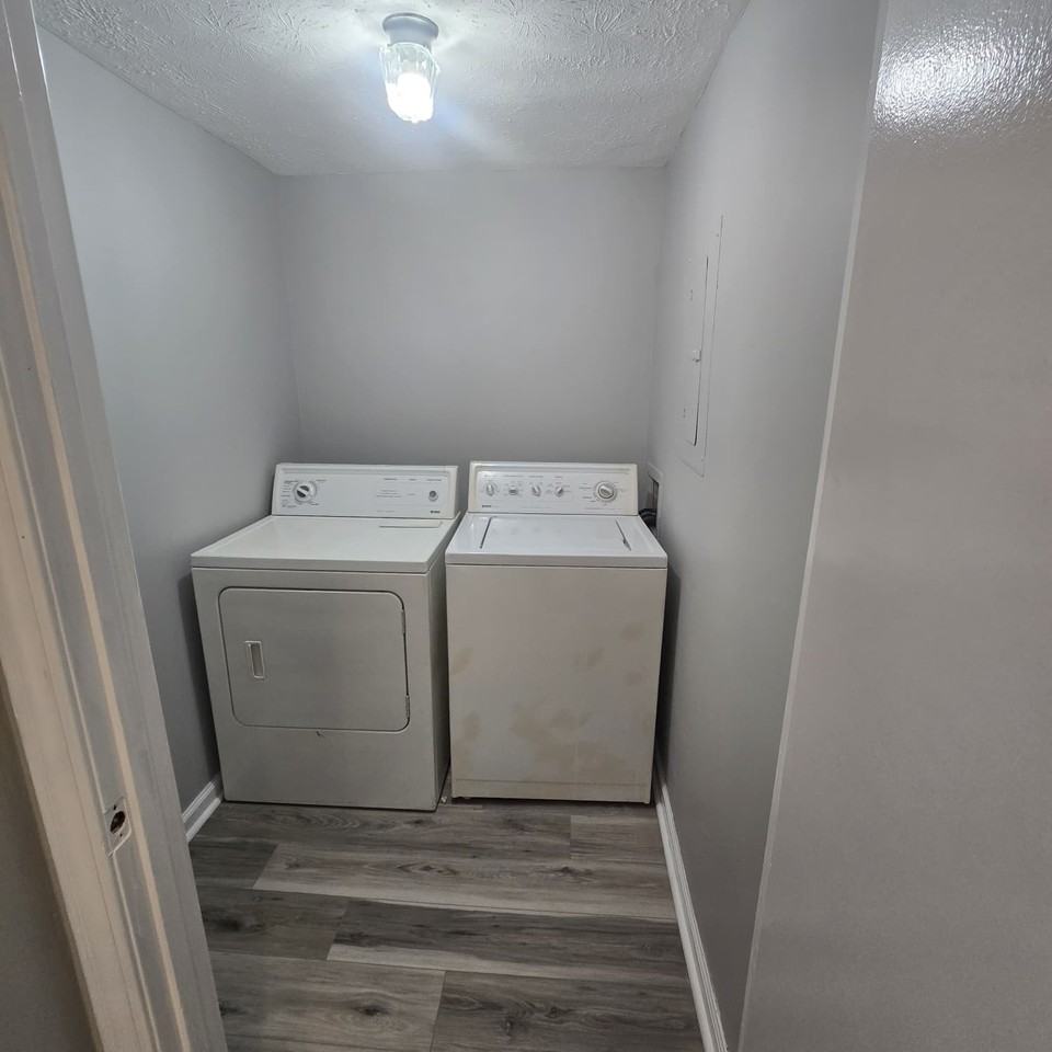 116 Hudson Bridge Ct - Photo 5 of 15