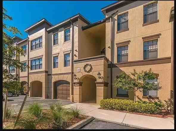 12960 Positano Circle