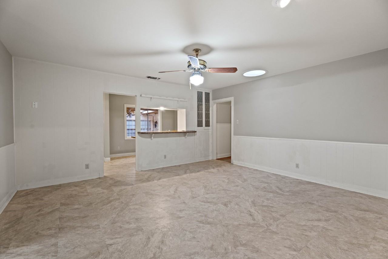 2202 30th St - Photo 5 of 23