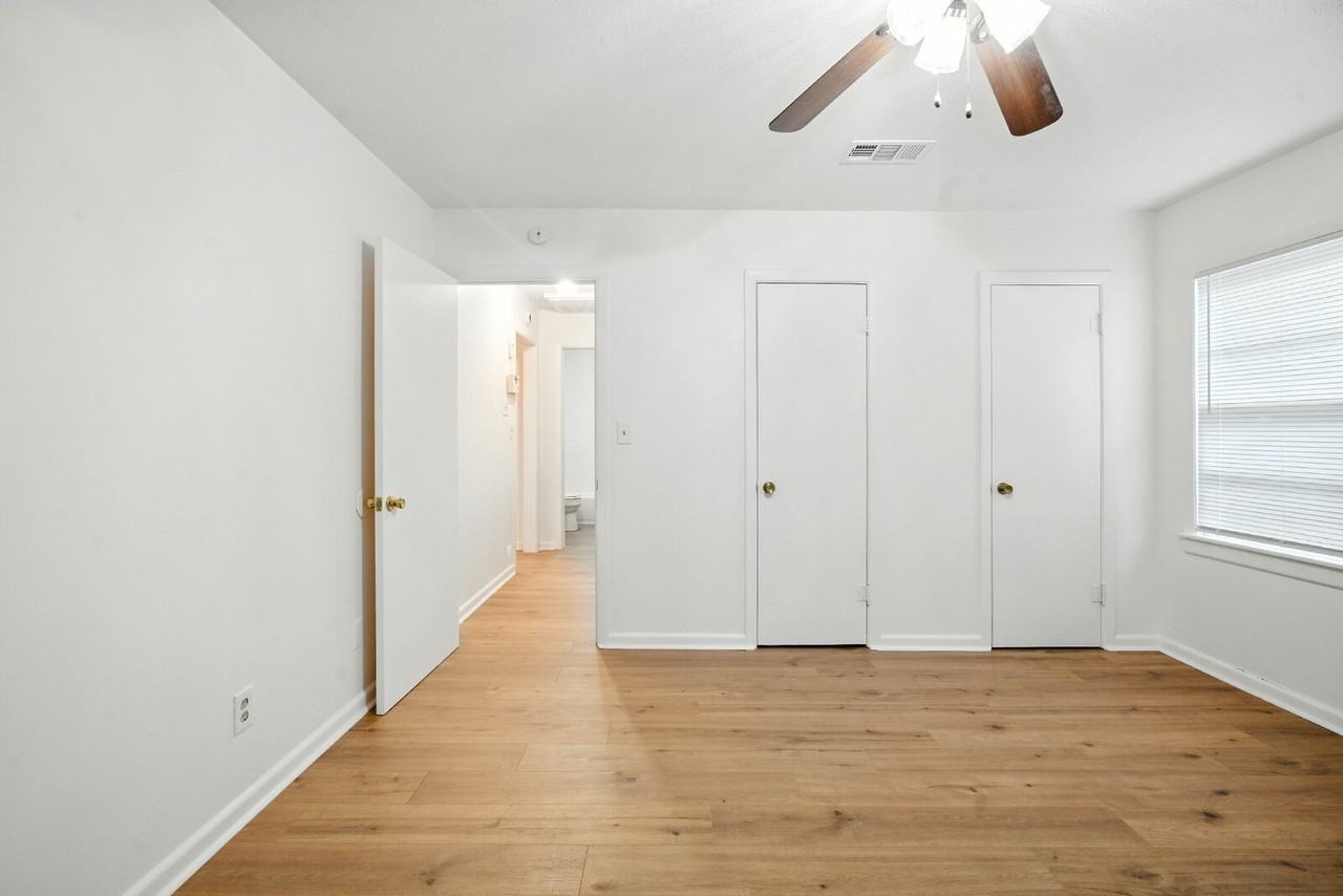 4316 31st Street - Photo 7 of 12