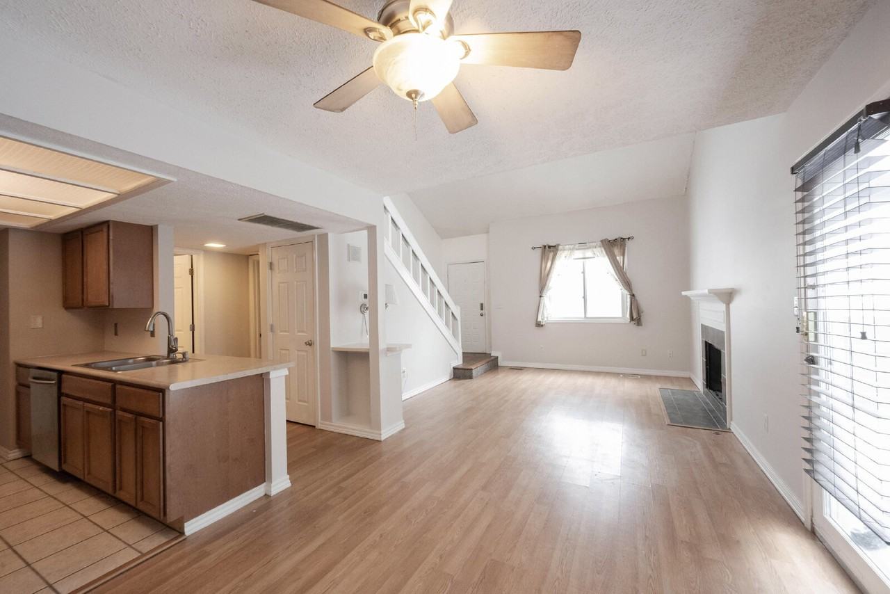 507 Conner Creek Drive - Photo 5 of 23