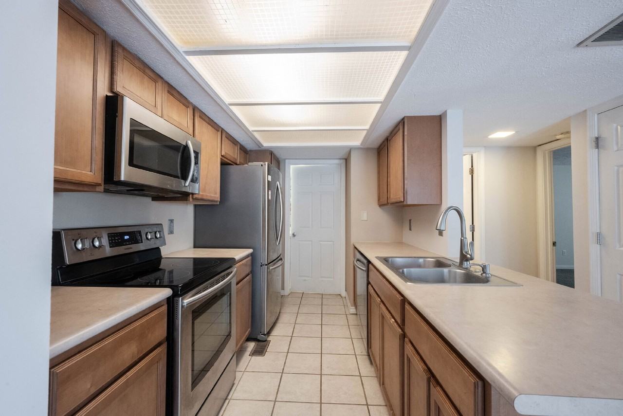 507 Conner Creek Drive - Photo 6 of 23