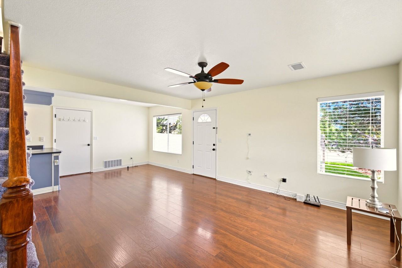 4799 Orleans St - Photo 5 of 27