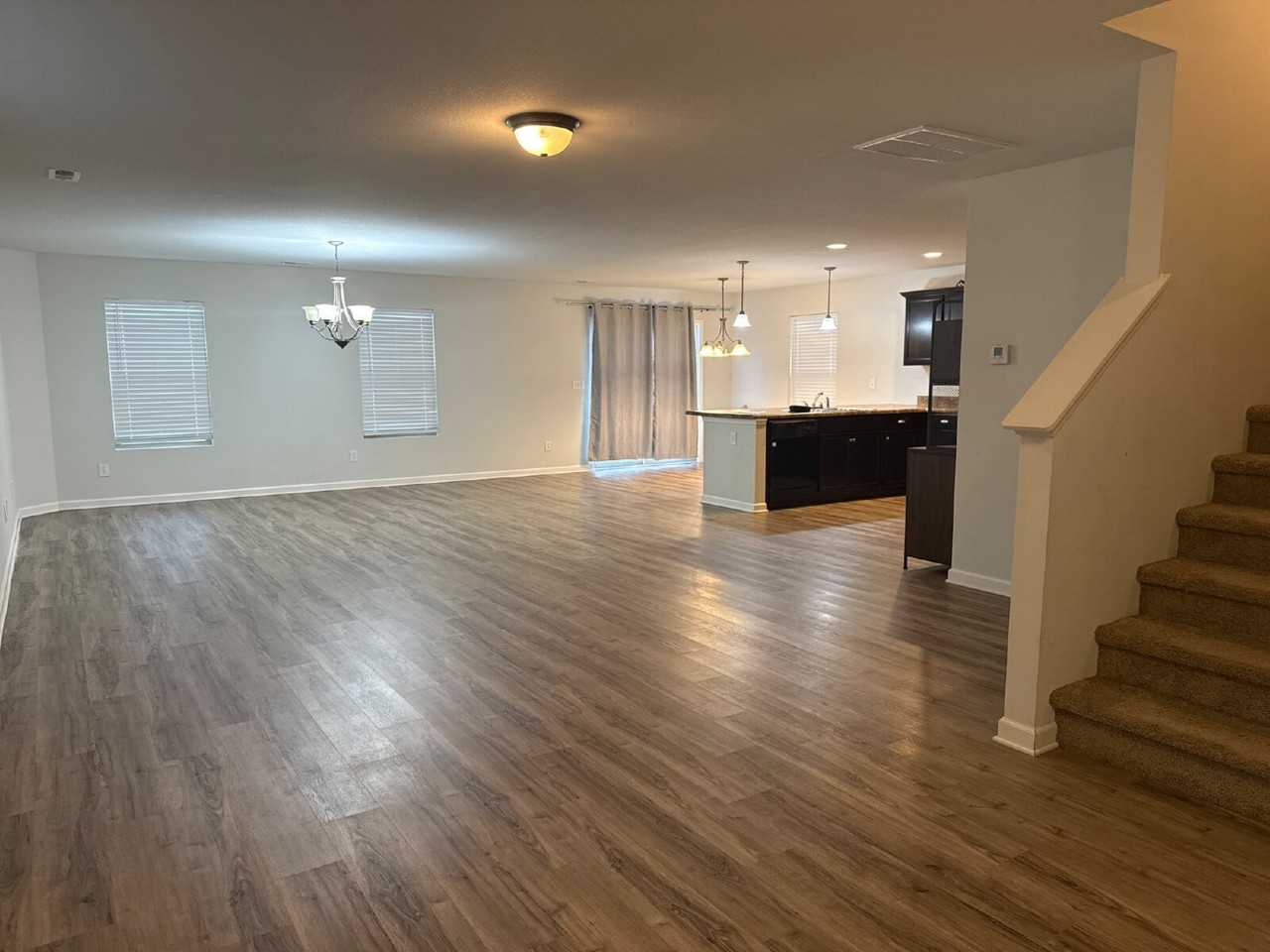 101 Winstead Cir - Photo 3 of 20