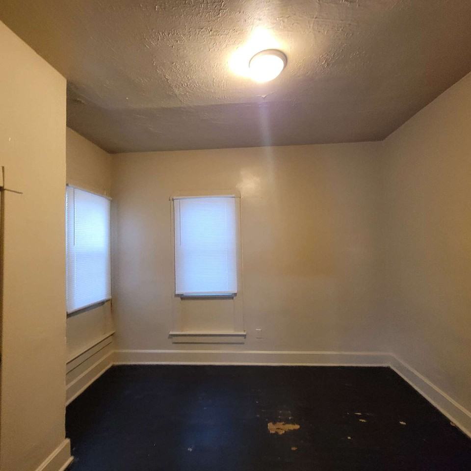 3019 Boulevard Pl - Photo 7 of 22