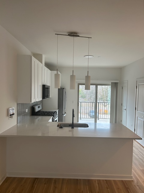 4830 157th St - Photo 6 of 16